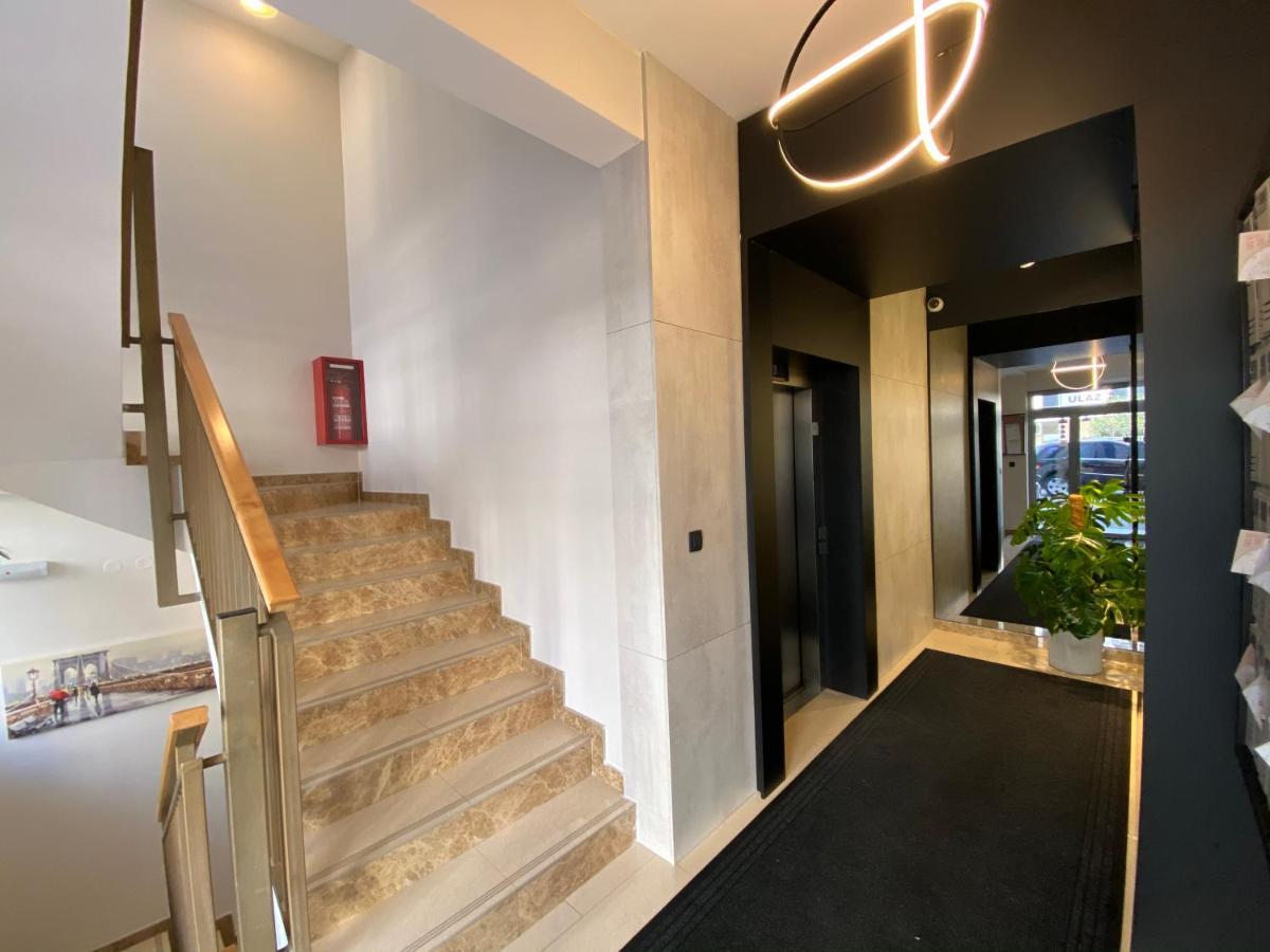 Fanky City Apartments بودغوريتْسا المظهر الخارجي الصورة