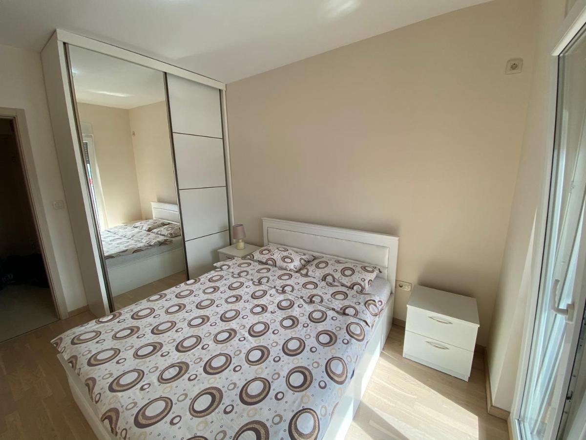 Fanky City Apartments بودغوريتْسا المظهر الخارجي الصورة