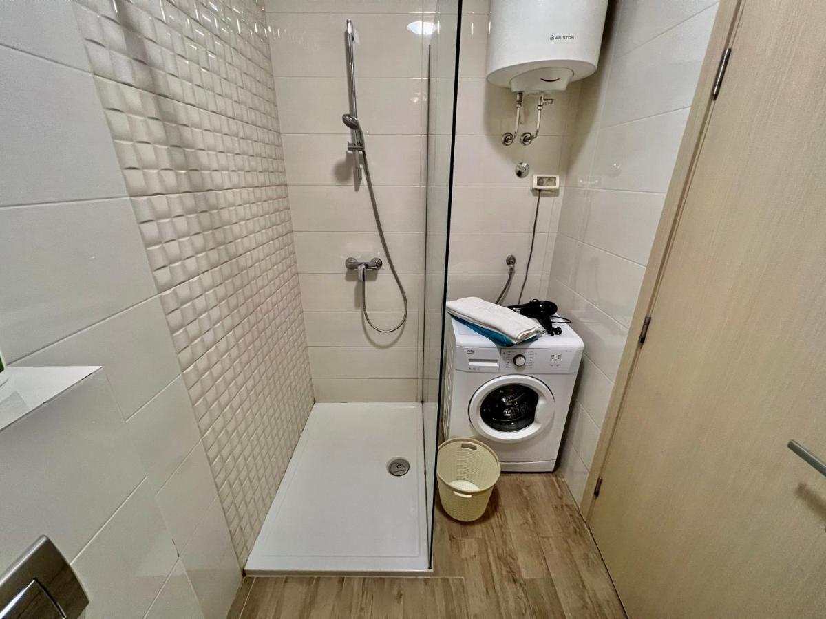 Fanky City Apartments بودغوريتْسا المظهر الخارجي الصورة